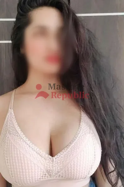 Justdial✔️ Young Call Girls in Lemon Tree Hotel, Noida Hotel (Noida) ✨96437*27424✔️ Escorts